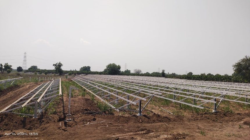 Solar module mounting structure rows
